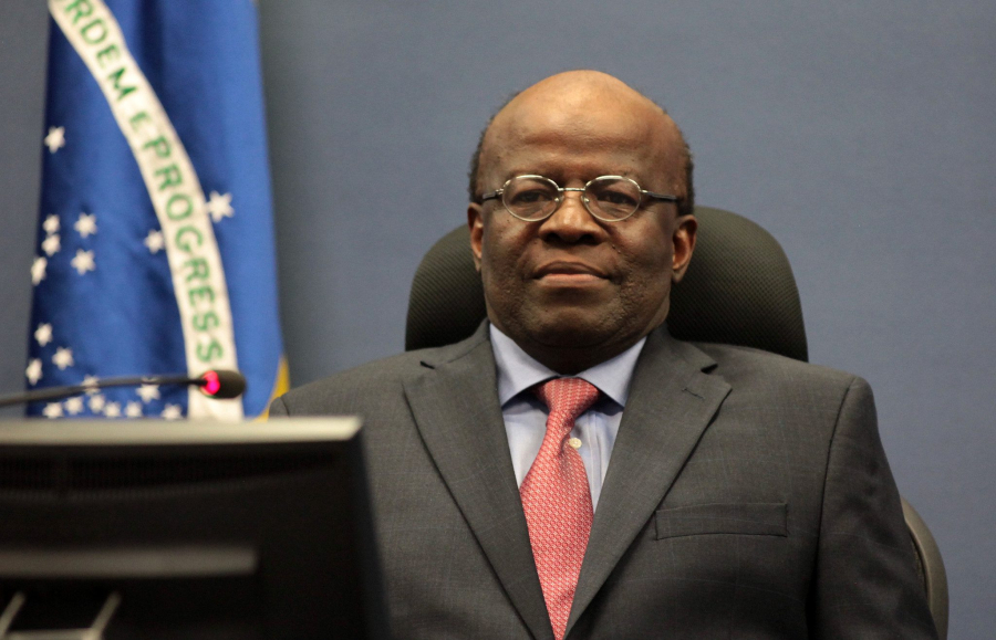 DC apresenta ex-ministro do STF, Joaquim Barbosa, como possível presidenciável 