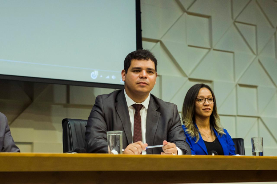 Kleber Melo reforça defesa da prevenção ao Diabetes Tipo 1 e propõe ampliação do acesso a tecnologias no DF