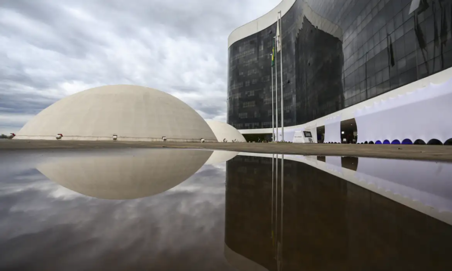 PL, PT E União receberão maior fatia do fundo eleitoral para campanhas do TSE