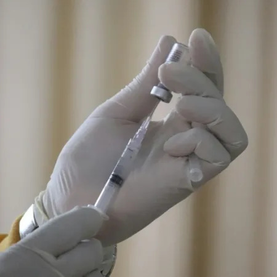 Ministério da Saúde suspende produção e aplicação da vacina contra dengue do Butantan após casos graves em investigação