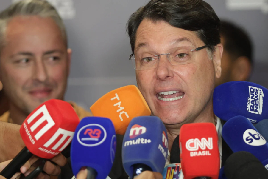 Kiko Caputo diz que DF não sofre com falta de dinheiro, mas com “falta de vergonha na cara” na gestão
