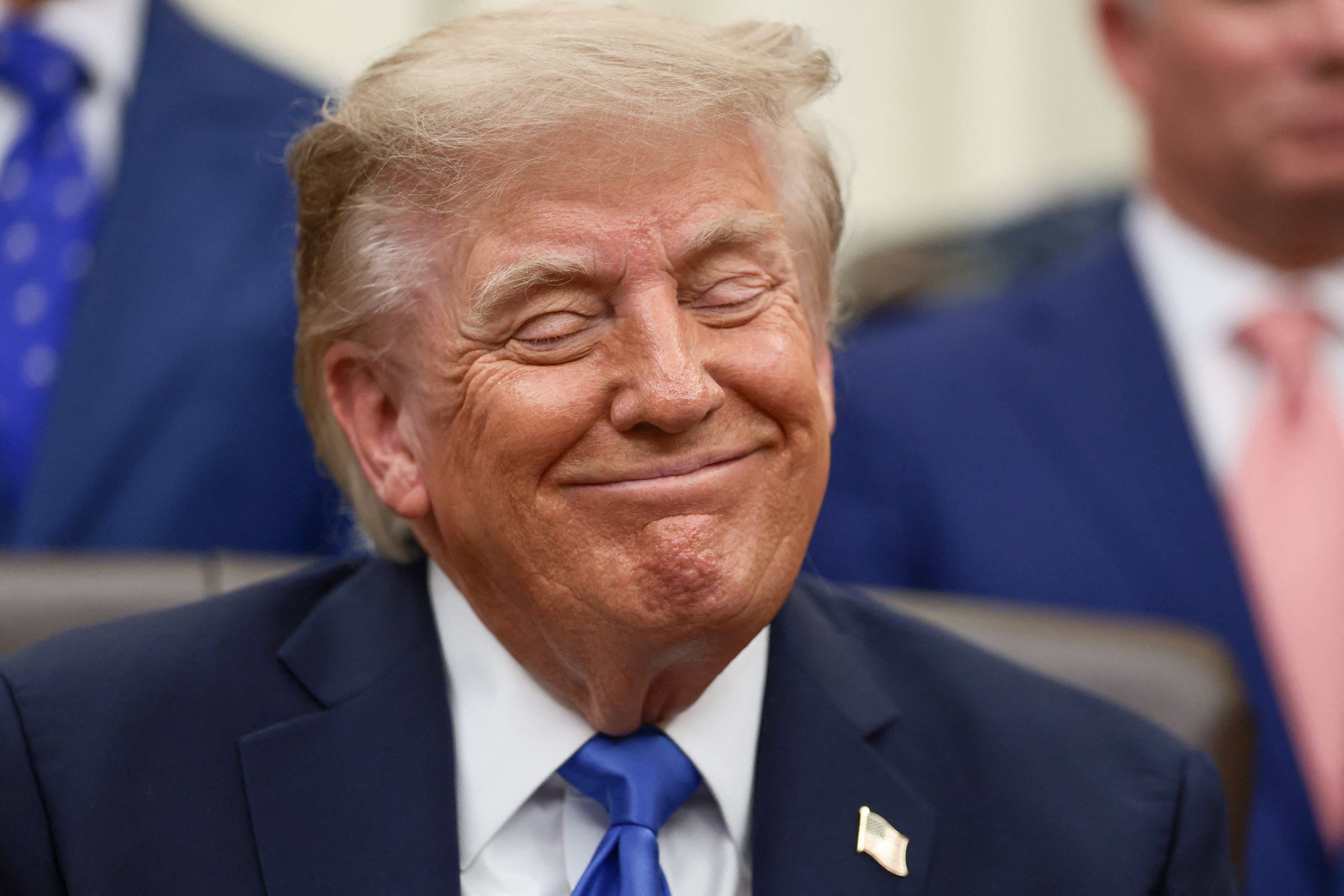 Governo Trump recorre novamente à Suprema Corte para restringir voto por correspondência