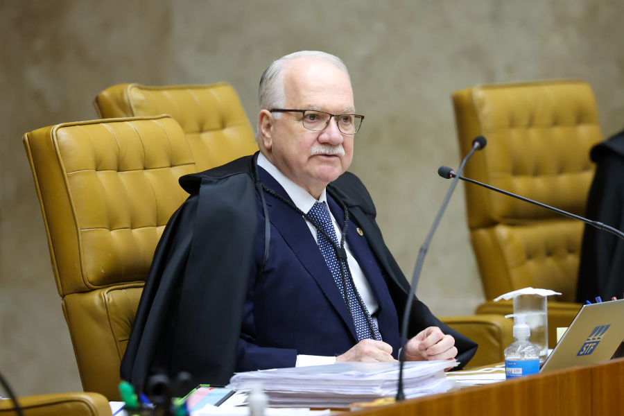Mendonça retira sigilo de processos do caso Master após determinação de Fachin